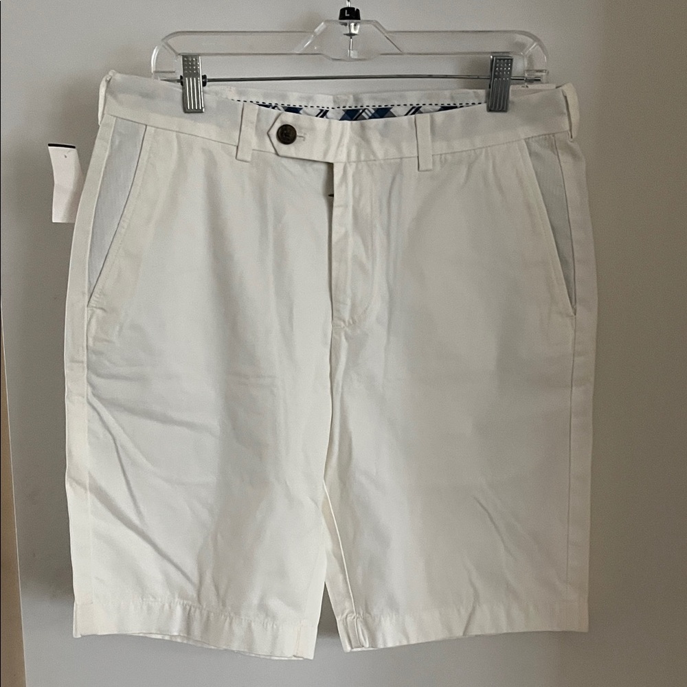 Brooks Brothers Cream Flat Front Men's Shorts